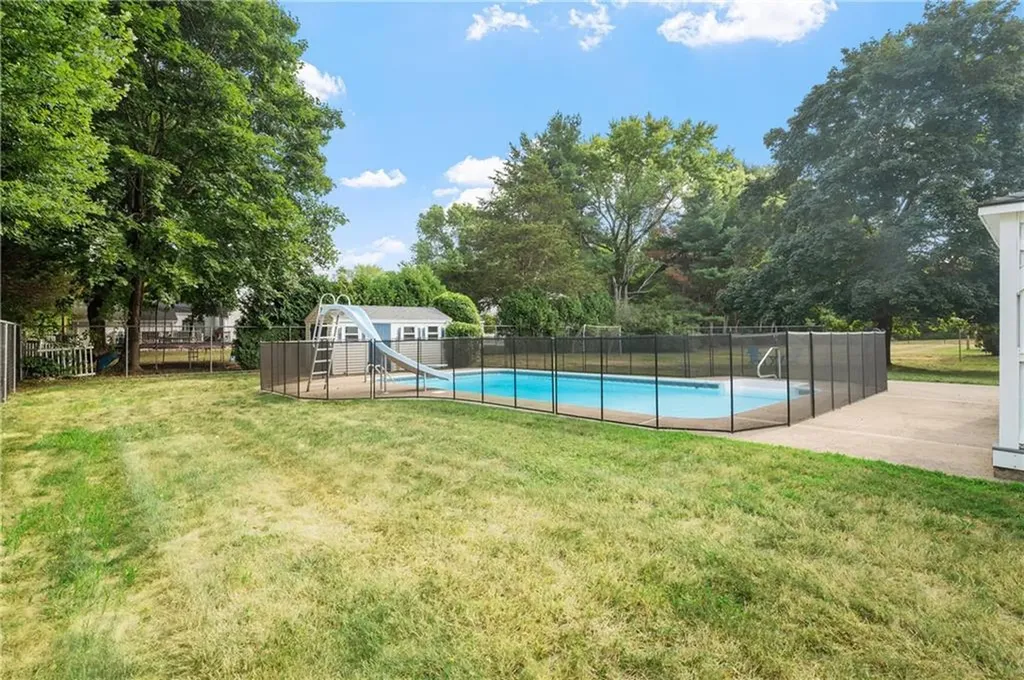 41 Thomas Leighton Boulevard Cumberland RI 02864