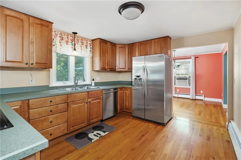 41 Thomas Leighton Boulevard Cumberland RI 02864
