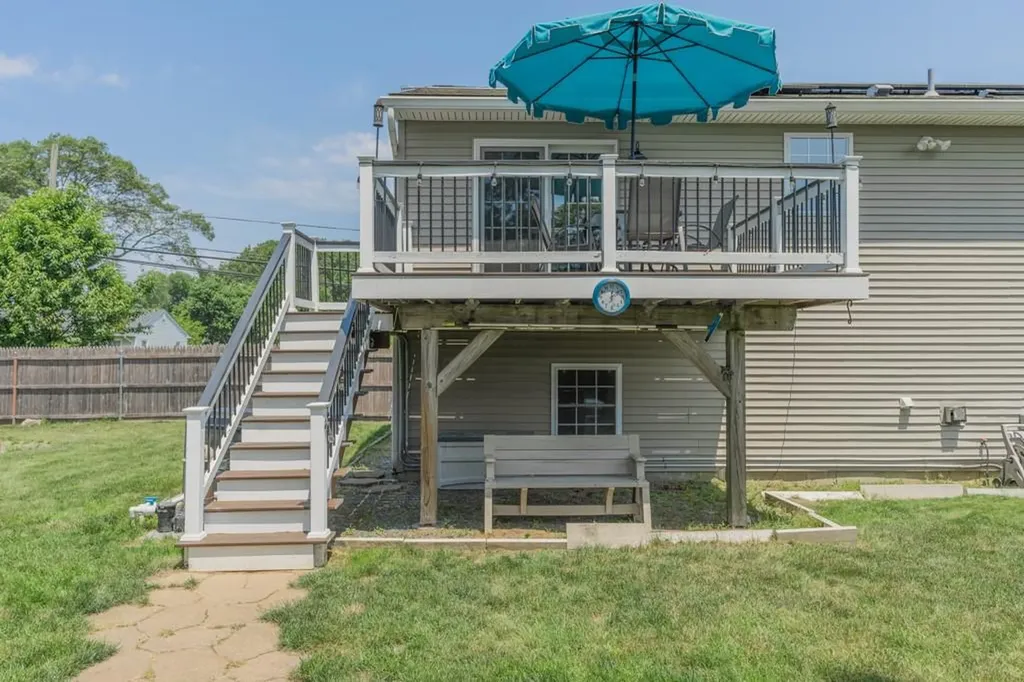 136 Youngs Avenue Coventry RI 02816