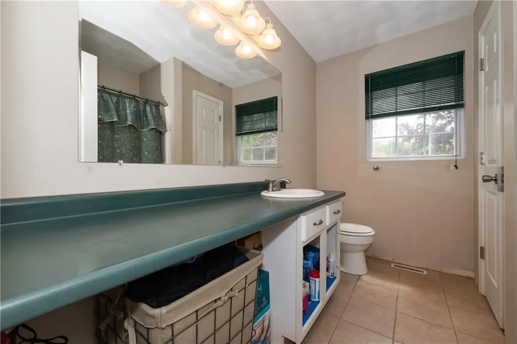 21 Fieldstone Drive Coventry RI 02816