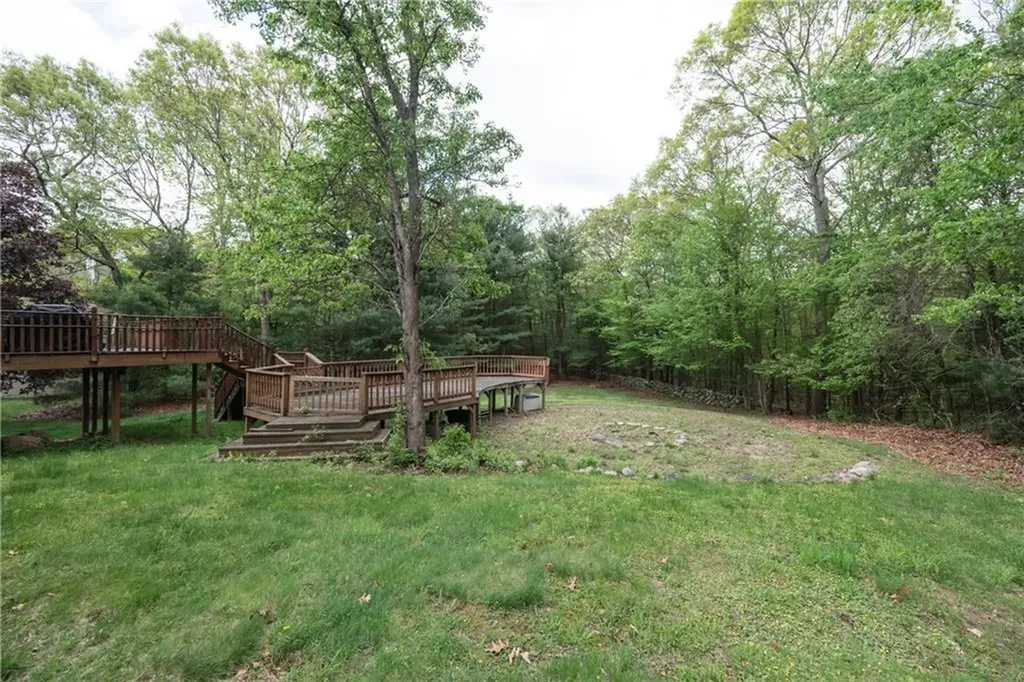 21 Fieldstone Drive Coventry RI 02816