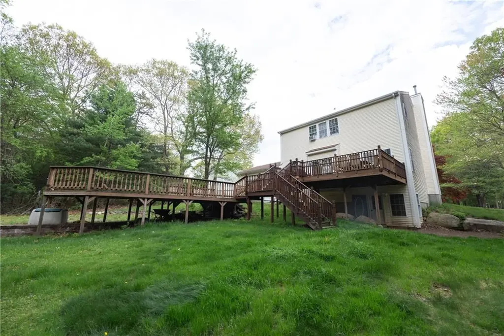 21 Fieldstone Drive Coventry RI 02816