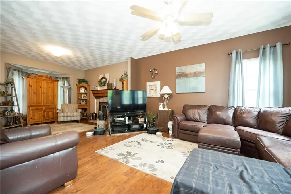 21 Fieldstone Drive Coventry RI 02816