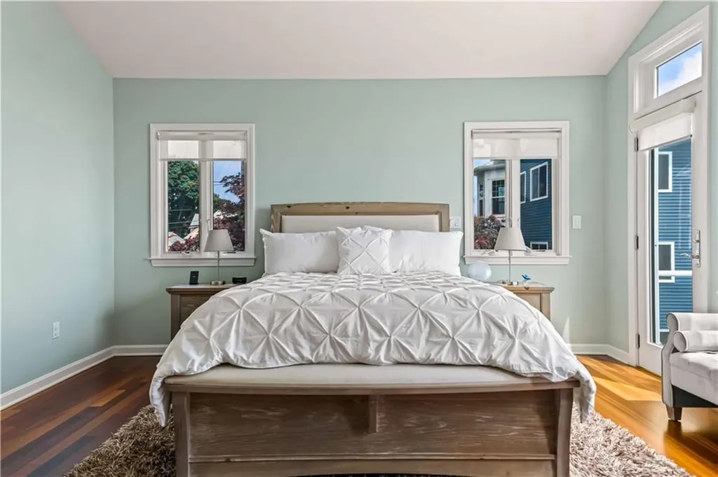 54 Burnett Road Warwick RI 02889