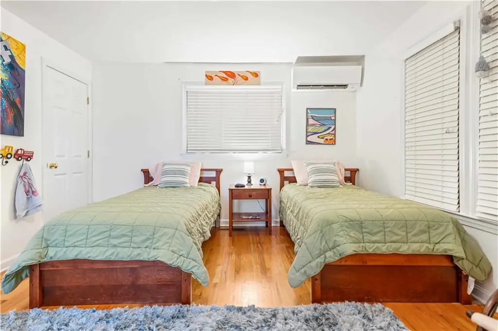 54 Burnett Road Warwick RI 02889