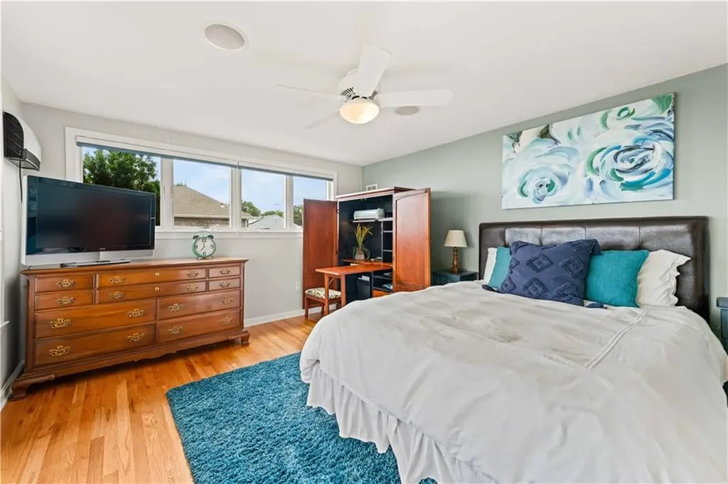 54 Burnett Road Warwick RI 02889