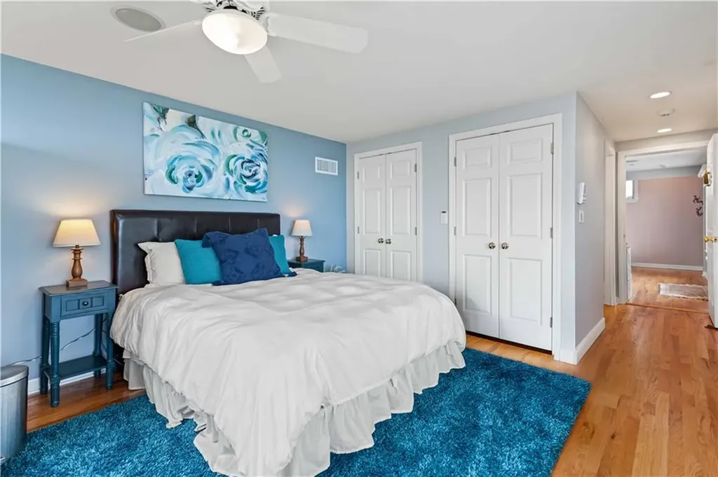 54 Burnett Road Warwick RI 02889