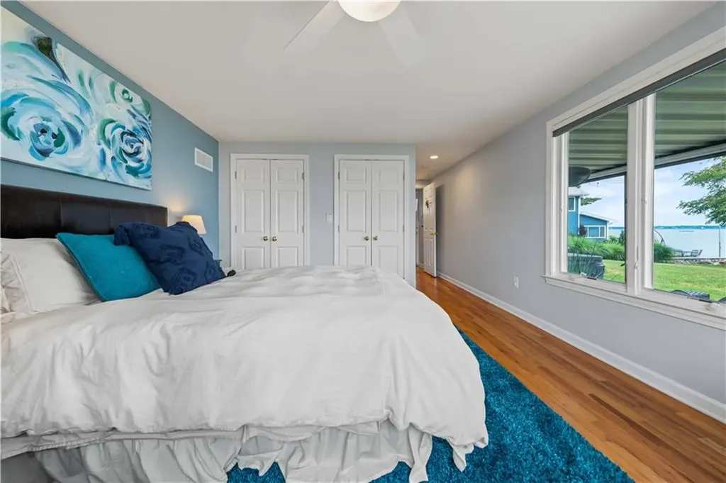 54 Burnett Road Warwick RI 02889