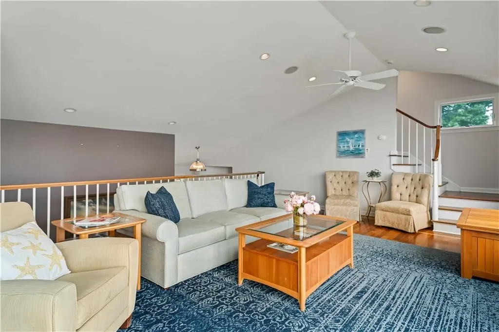 54 Burnett Road Warwick RI 02889