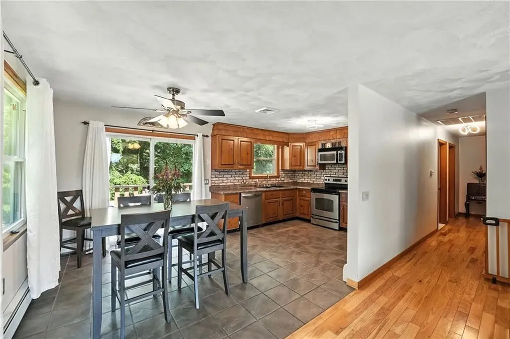 9 Heritage Circle Johnston RI 02919