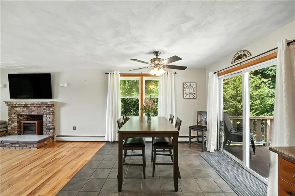 9 Heritage Circle Johnston RI 02919