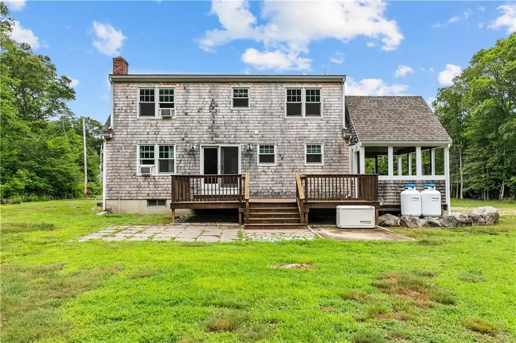 140 I Long Highway Little Compton RI 02837