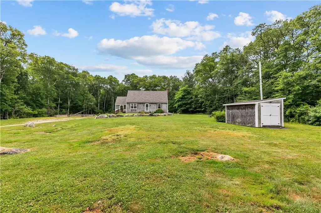 140 I Long Highway Little Compton RI 02837