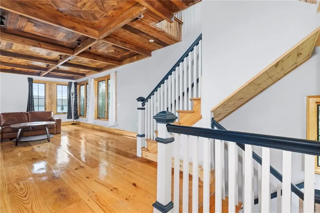 388 Sea View Drive Warwick RI 02889