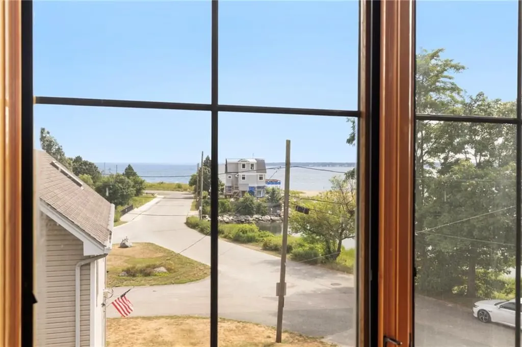 388 Sea View Drive Warwick RI 02889
