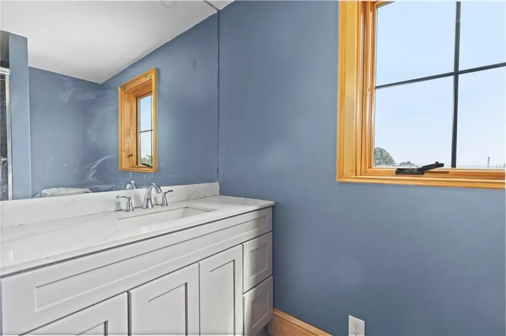 388 Sea View Drive Warwick RI 02889