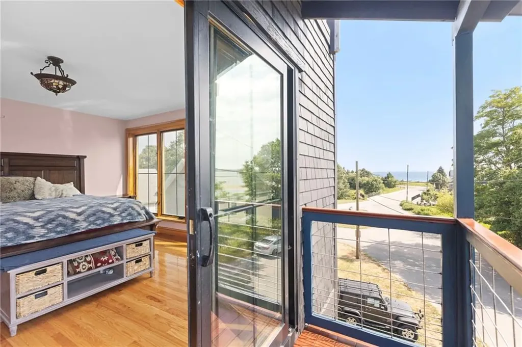 388 Sea View Drive Warwick RI 02889