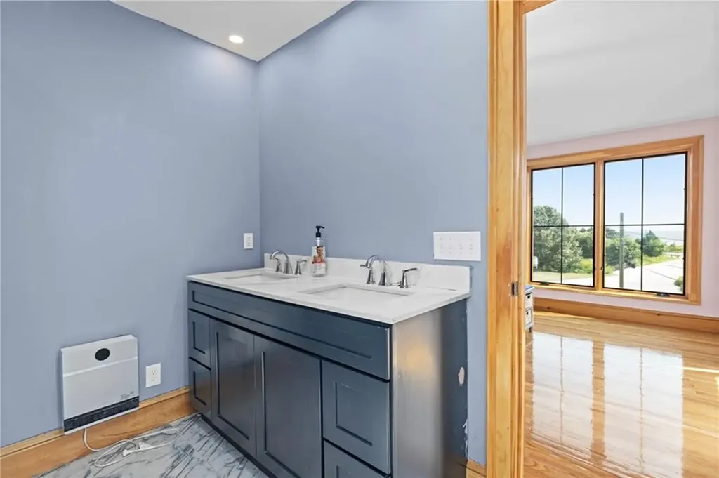 388 Sea View Drive Warwick RI 02889