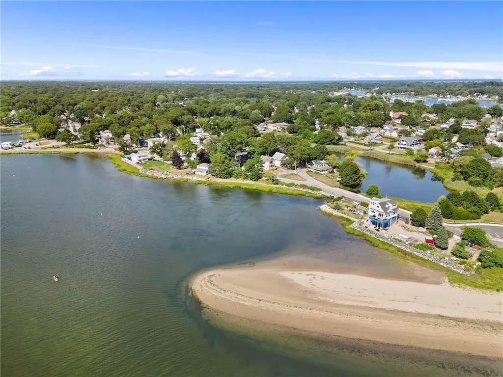 388 Sea View Drive Warwick RI 02889