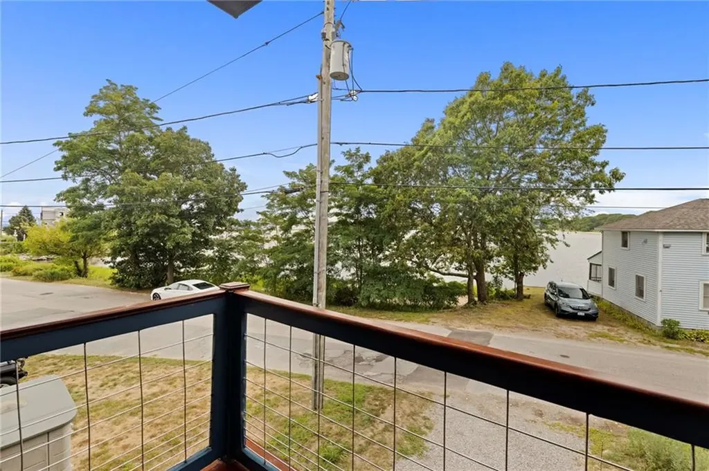 388 Sea View Drive Warwick RI 02889
