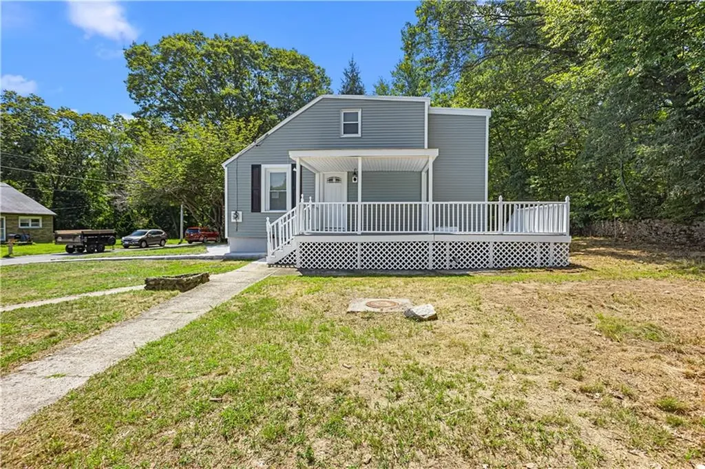 679 Jillson Avenue Woonsocket RI 02895