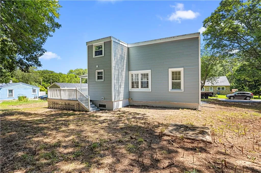 679 Jillson Avenue Woonsocket RI 02895