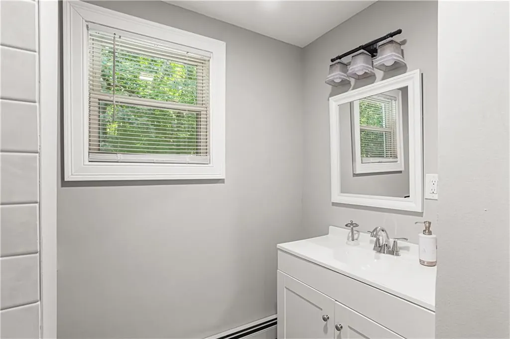 679 Jillson Avenue Woonsocket RI 02895