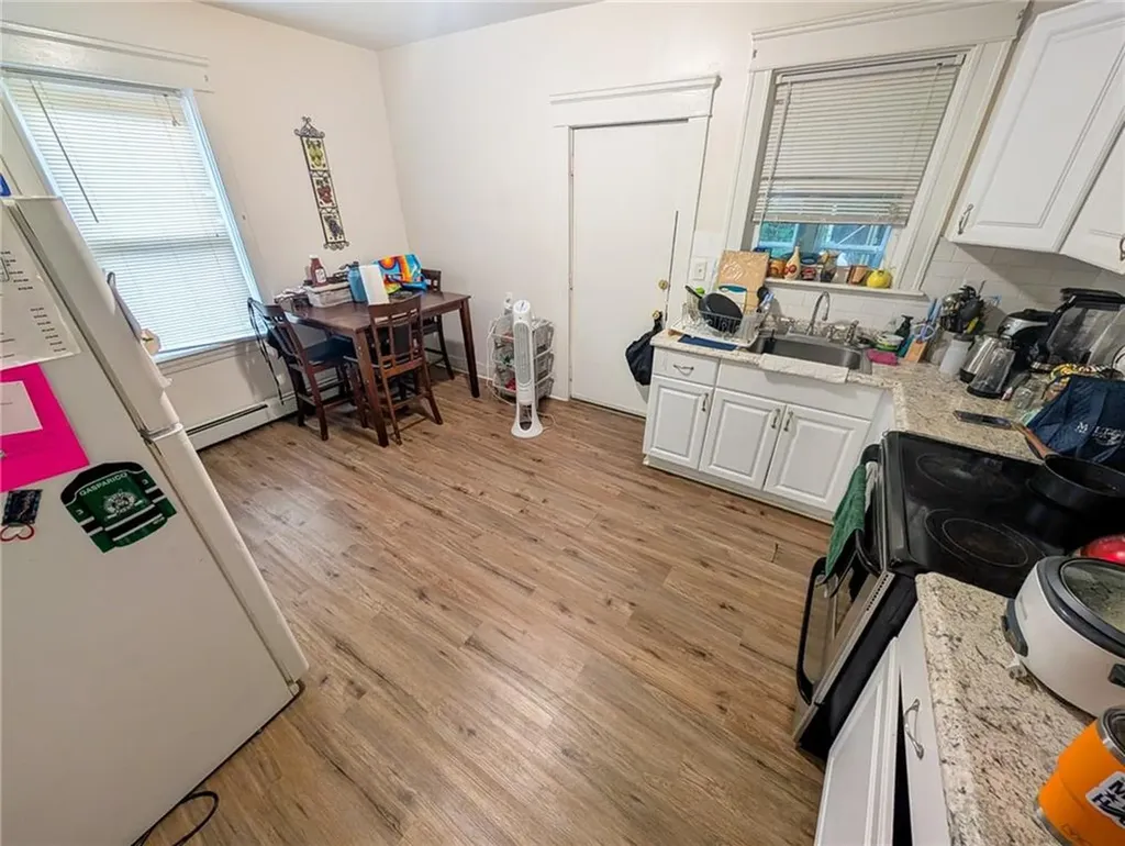 10 Stamford Avenue Providence RI 02907