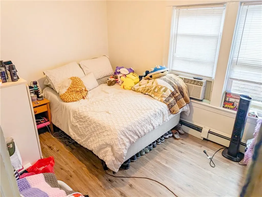 10 Stamford Avenue Providence RI 02907