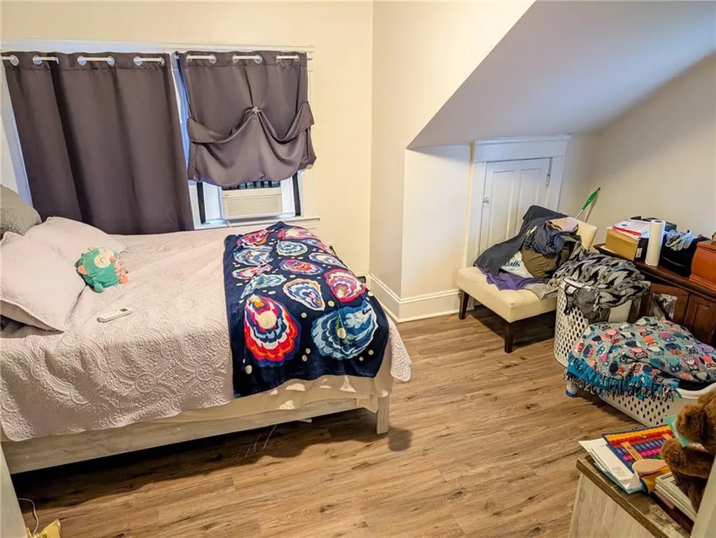 10 Stamford Avenue Providence RI 02907