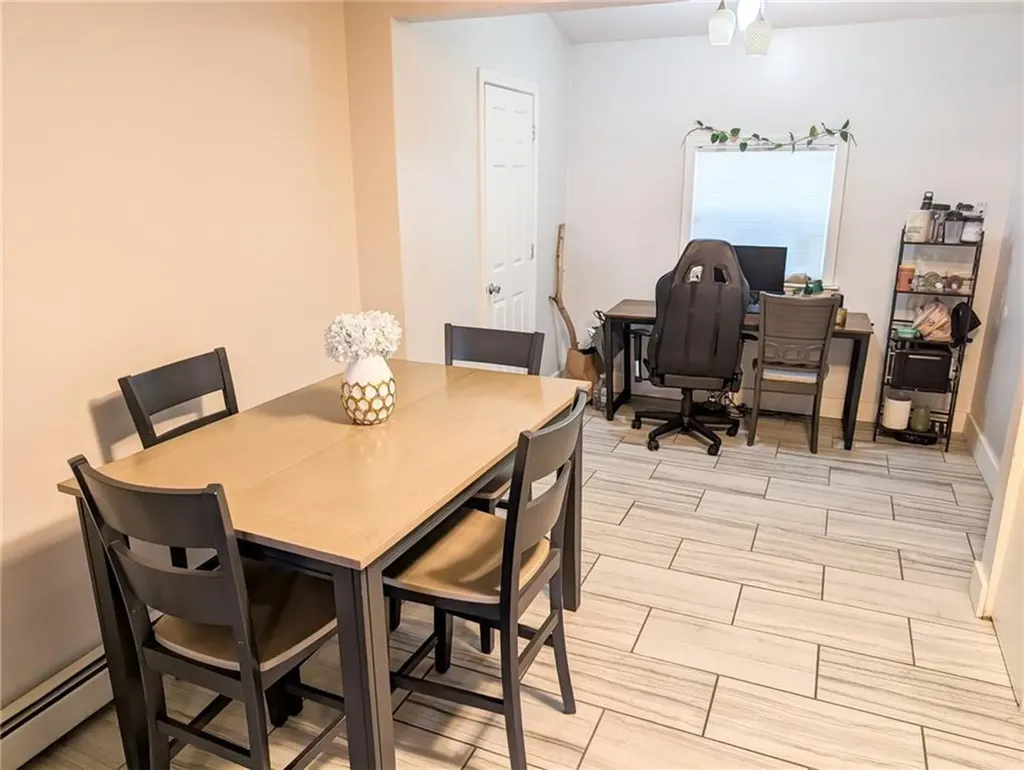 10 Stamford Avenue Providence RI 02907