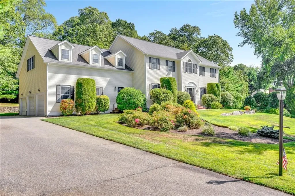 185 Joseph Court Warwick RI 02886