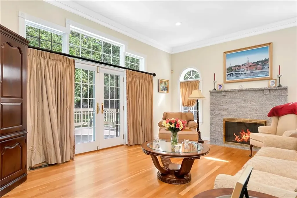 185 Joseph Court Warwick RI 02886