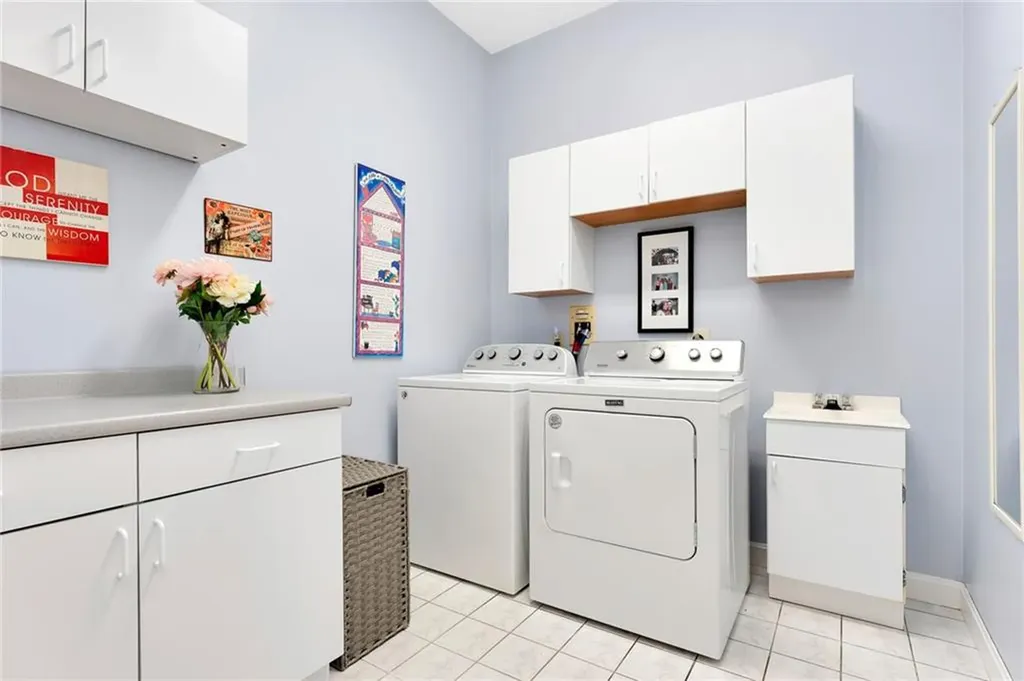 185 Joseph Court Warwick RI 02886