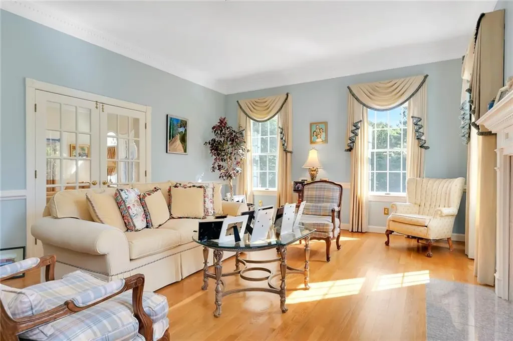 185 Joseph Court Warwick RI 02886