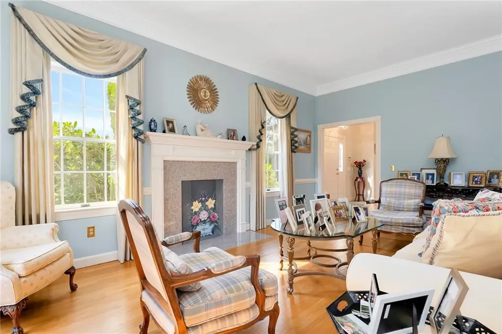 185 Joseph Court Warwick RI 02886