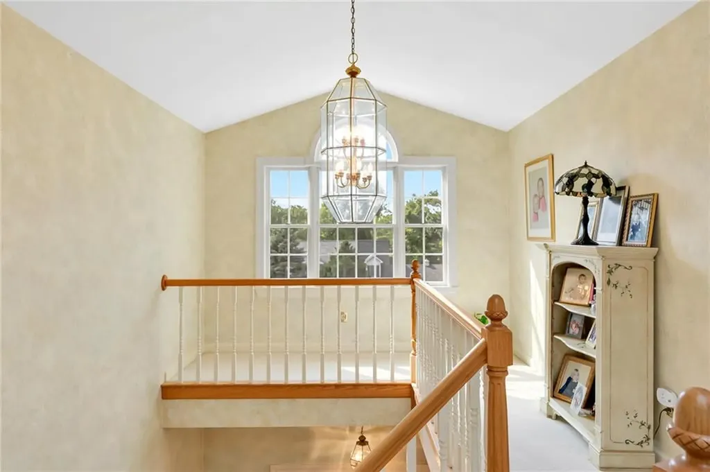 185 Joseph Court Warwick RI 02886