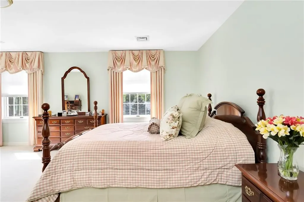 185 Joseph Court Warwick RI 02886