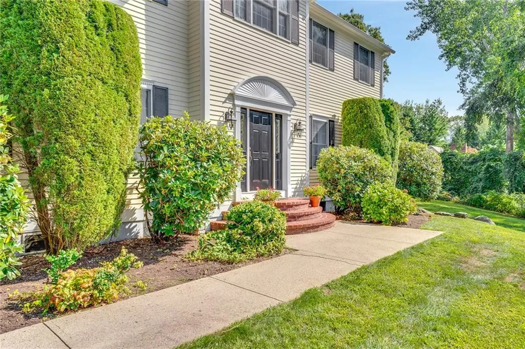 185 Joseph Court Warwick RI 02886