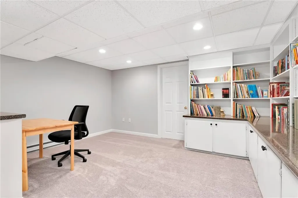 185 Joseph Court Warwick RI 02886