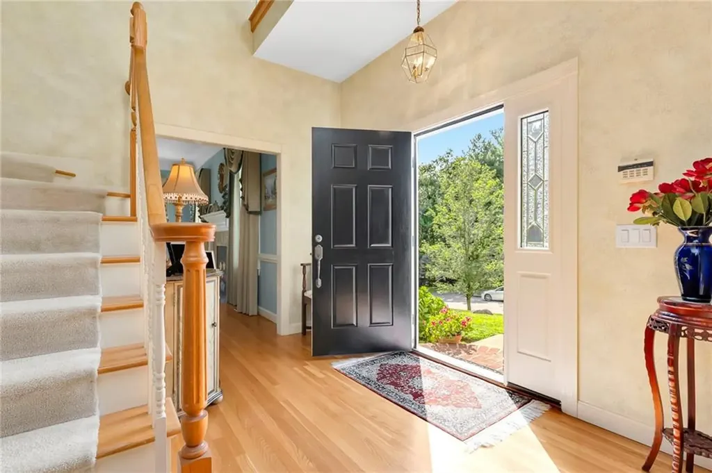 185 Joseph Court Warwick RI 02886