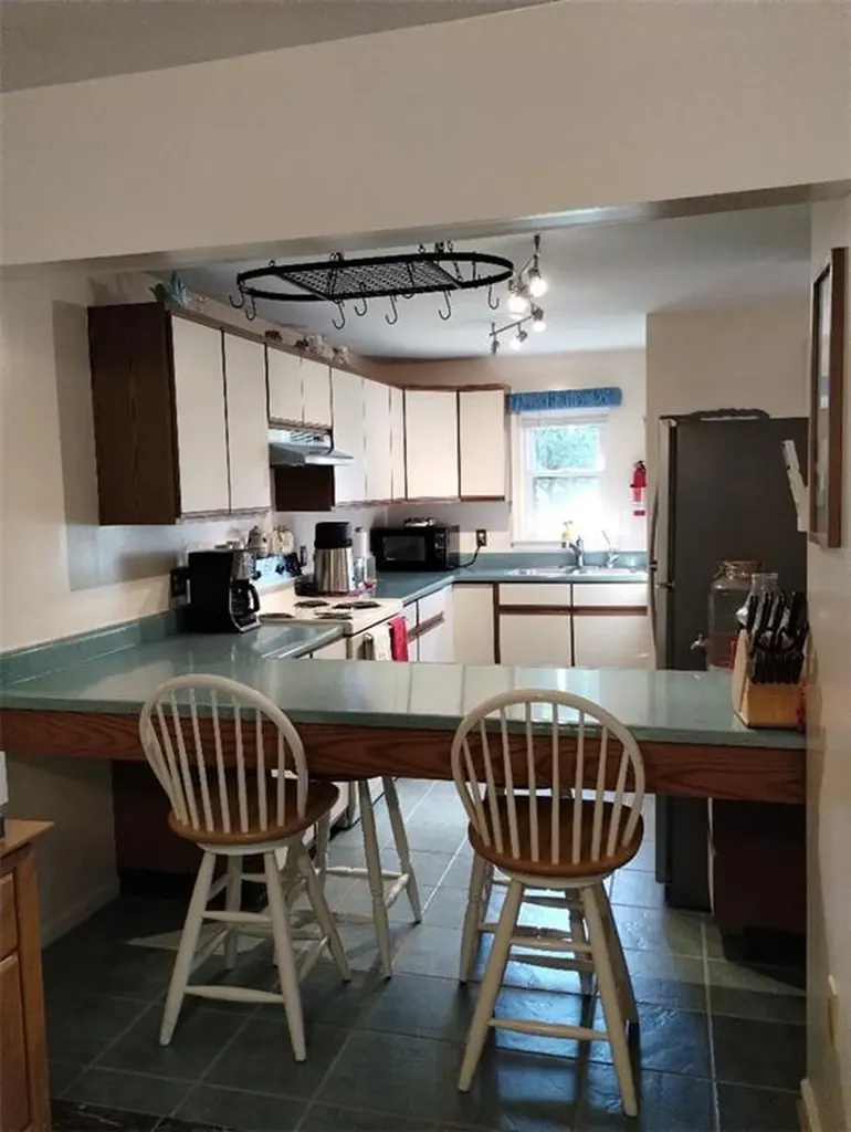 124 Darwin Street Woonsocket RI 02895