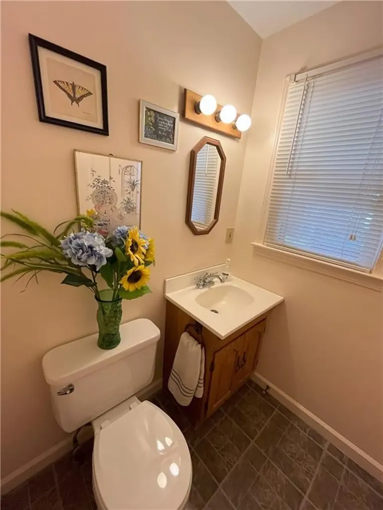 124 Darwin Street Woonsocket RI 02895