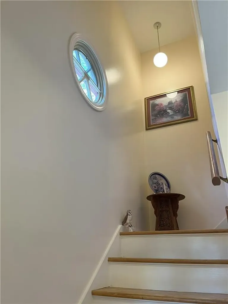 124 Darwin Street Woonsocket RI 02895