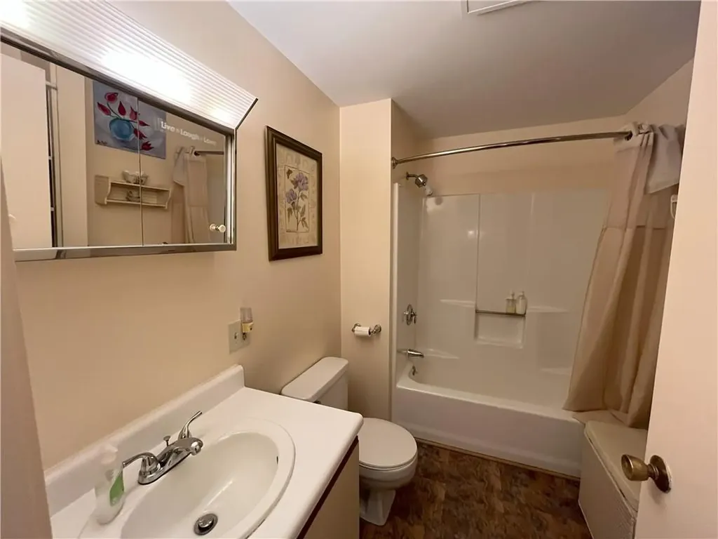 124 Darwin Street Woonsocket RI 02895