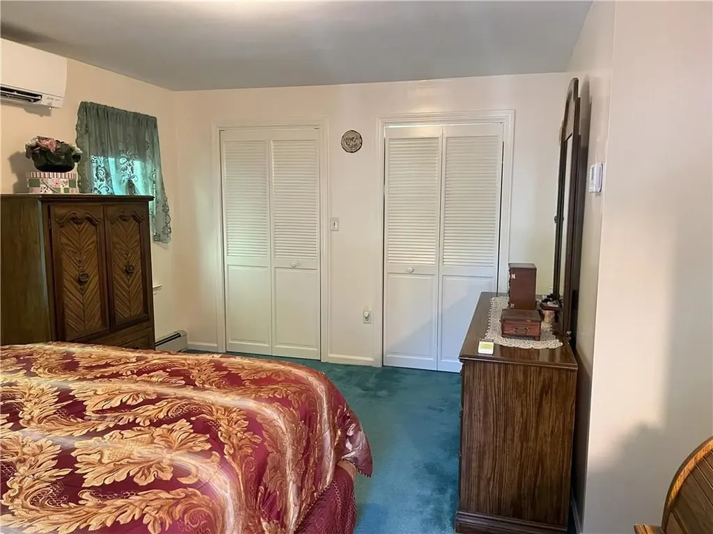 124 Darwin Street Woonsocket RI 02895