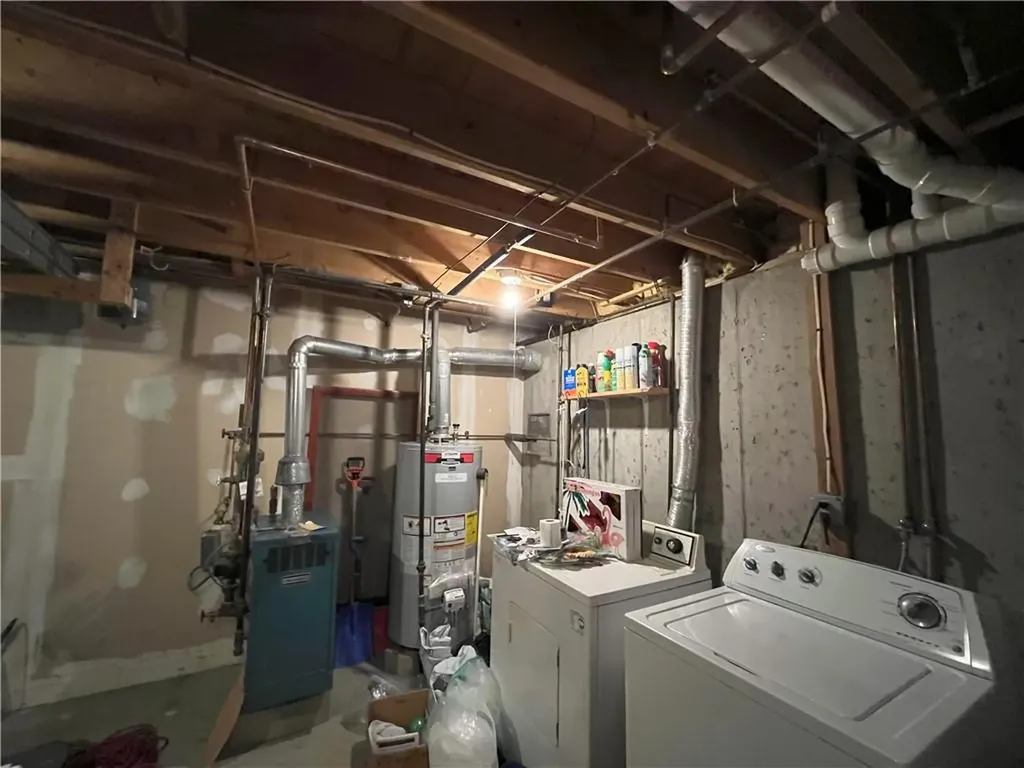 124 Darwin Street Woonsocket RI 02895