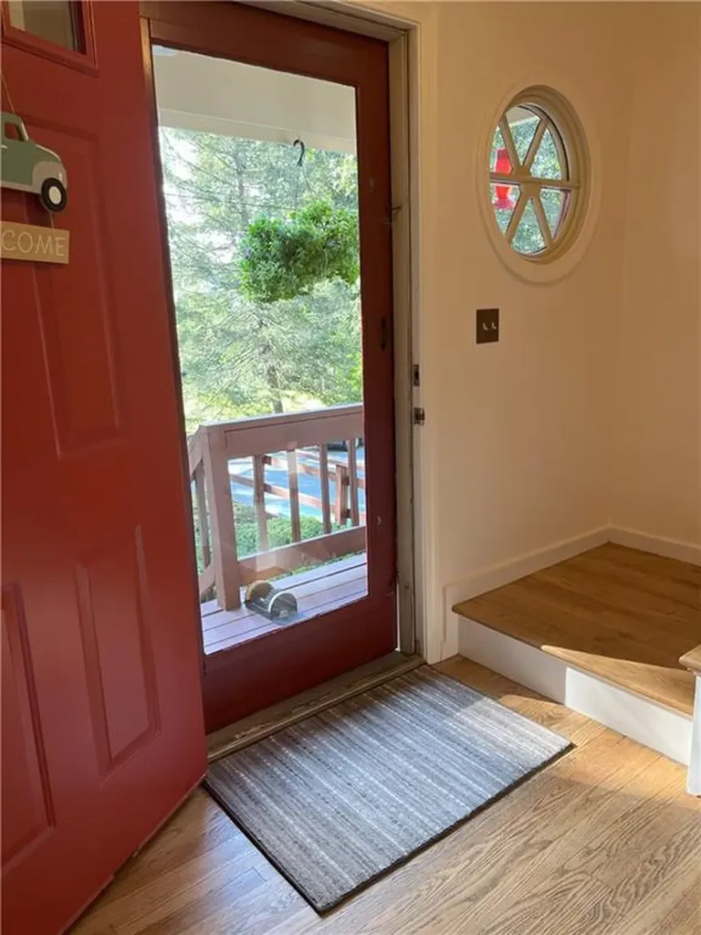 124 Darwin Street Woonsocket RI 02895