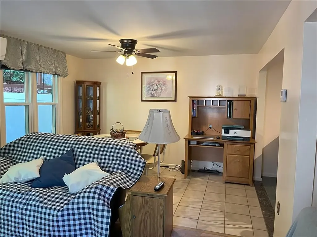 124 Darwin Street Woonsocket RI 02895