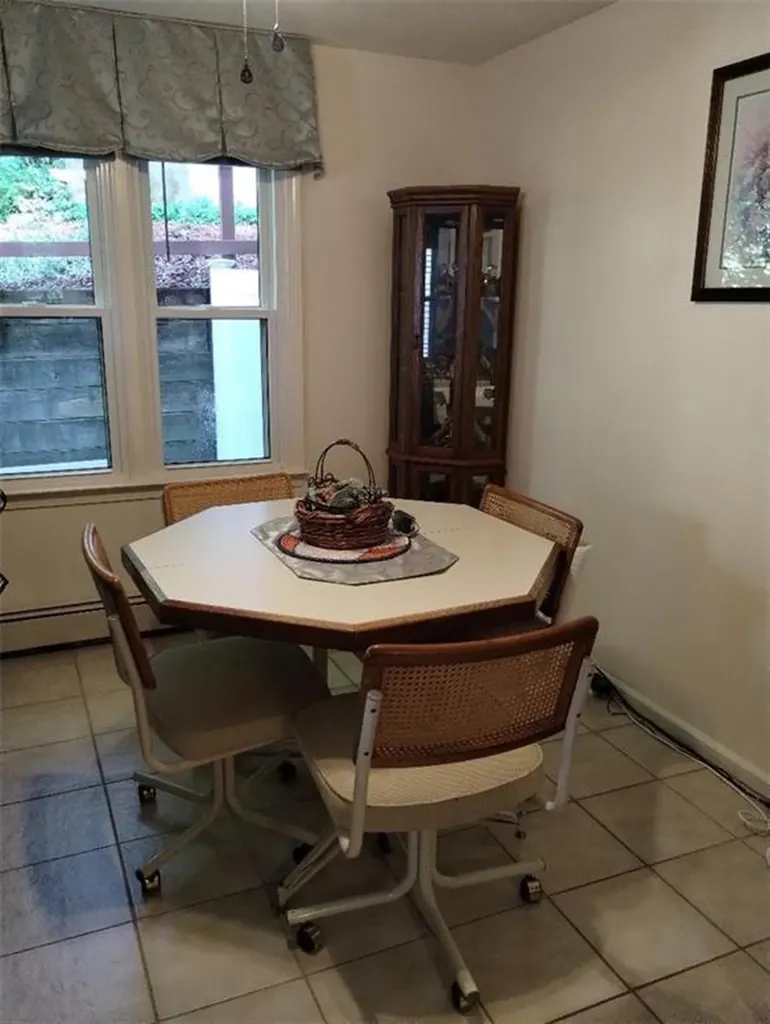 124 Darwin Street Woonsocket RI 02895